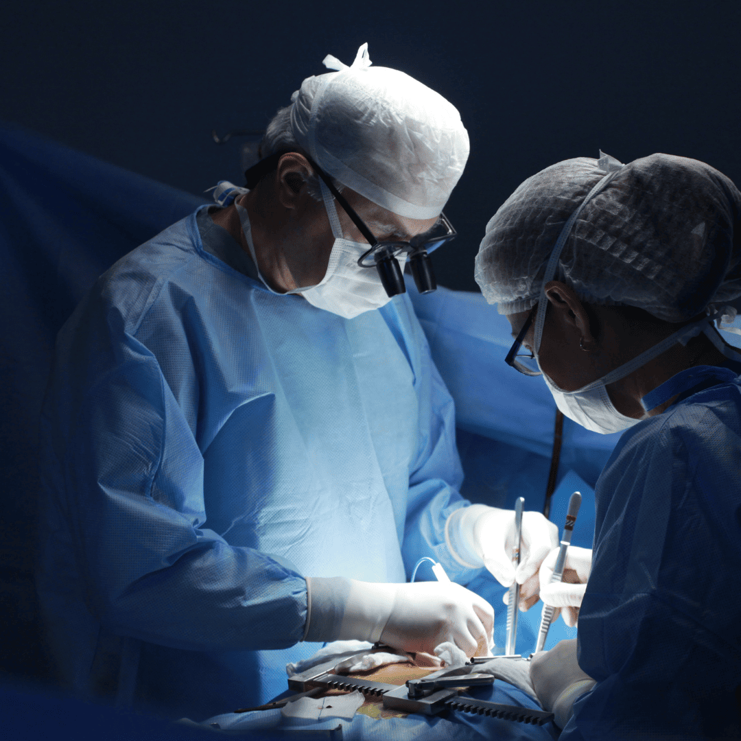 کشیدن دندان در کلینیک دندانپزشکی ماه سیما 